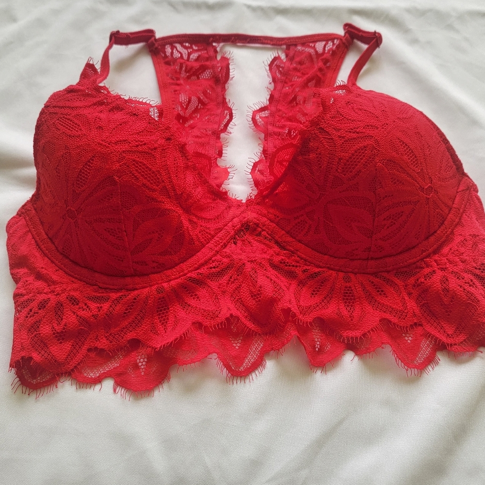 Victoria Secret PINK Date Lightly Lined Bralette - Red Lace